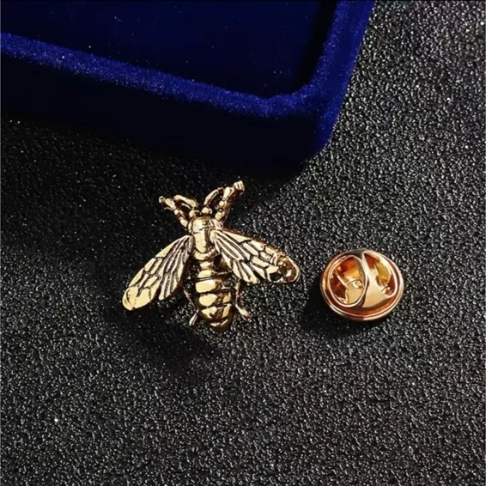 Gold honey bee pin brooch wearable art accessory bumblebee